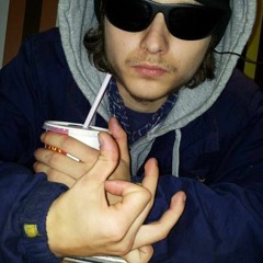 MIKEMO - MITÄ NÄÄ JÄBÄT OIKEE HUUTELEE?