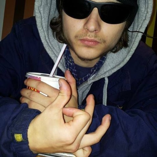 MIKEMO - MITÄ NÄÄ JÄBÄT OIKEE HUUTELEE?