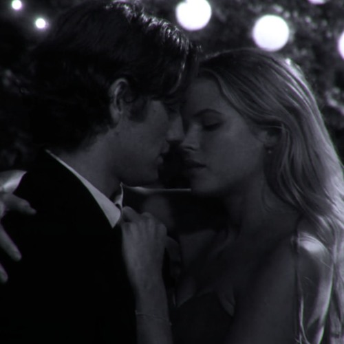 slow dancing in the dark