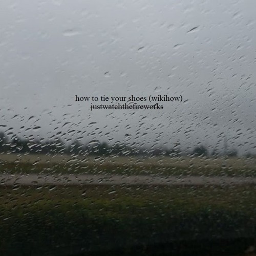 how to tie your shoes (wikihow)