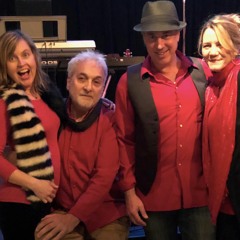 Somerville - Sandy McKnight's Pop-Clique