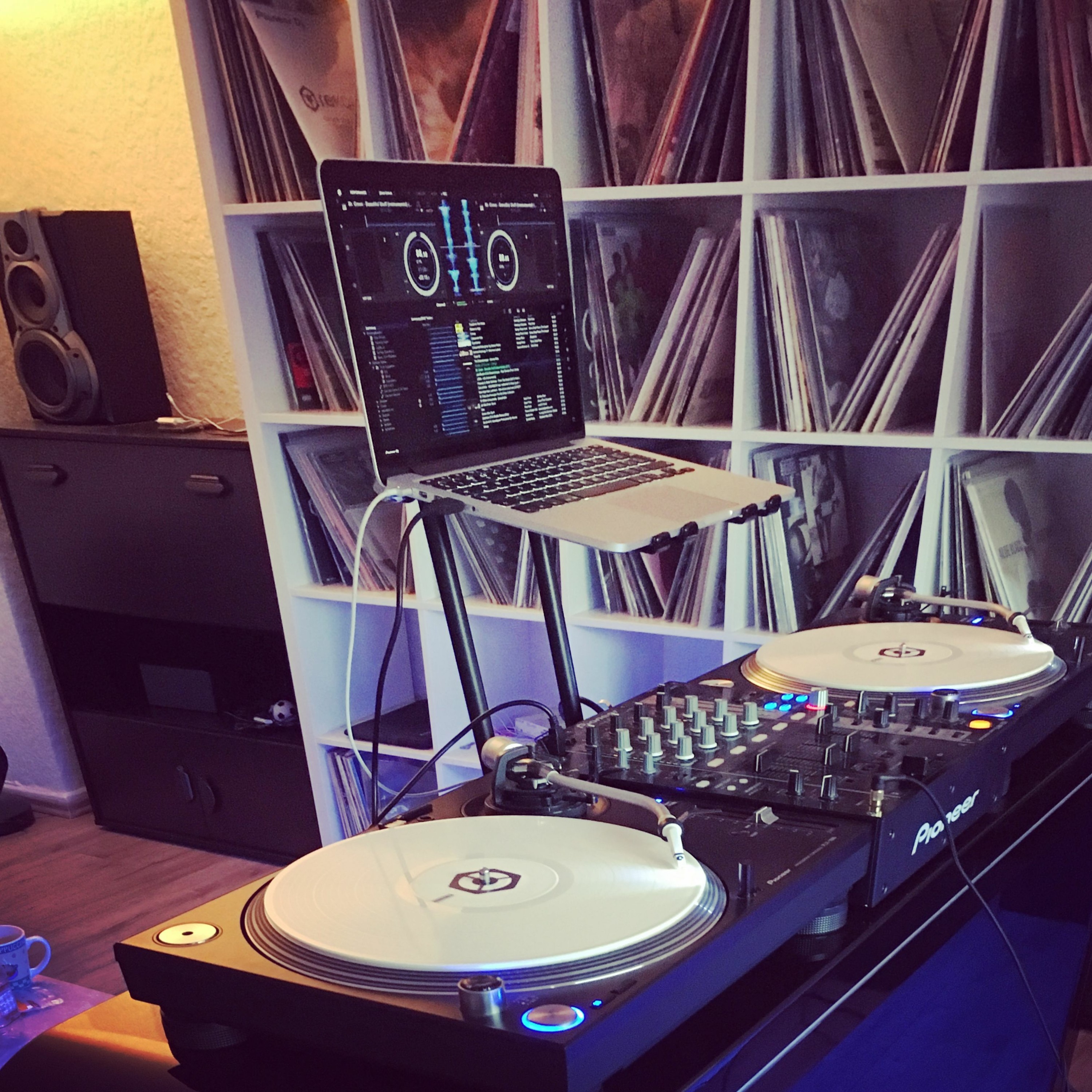 Dj Dillawood