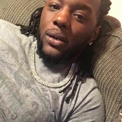 Switchin Sides feat. D Dot Lucielle