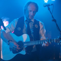 People Are Breaking Hearts