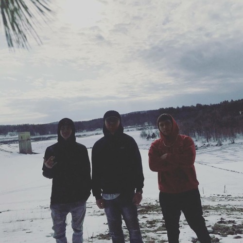 Bite The Dust- (noochy, cCorrs, Teo)