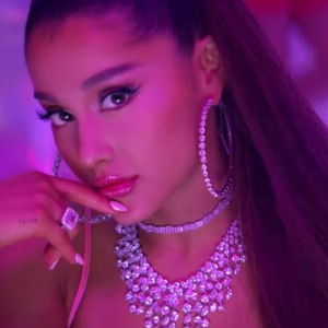7 Rings - Ariana Grande (Acoustic) להורדה