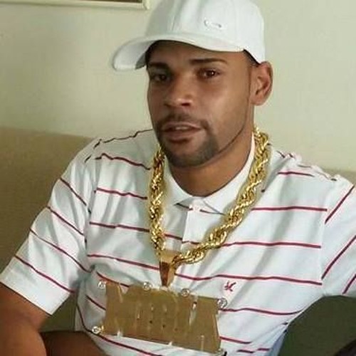 MC A MIDIA = NO FINAL DO BAILE DJ VAI TE ARRASTAR ((DJS MAYCON TELES & PATO))