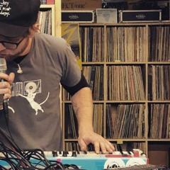 DJ Mixes w/ Dreamlogicc/MainDrain tunes included