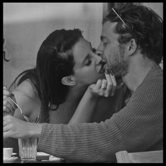 i wanna kiss your neck