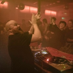 Skatebård Live at Zeezout  Club Tour / Utrecht