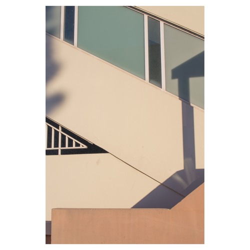 PREMIERE: Whitesquare - Cinque Fischi  [Whitesquare Series]