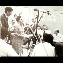 رأيتُ خُطاها على الشاطئينِ .. صباحًا يُنوّر في المشرقينِ | أم كلثوم - الصباح الجديد