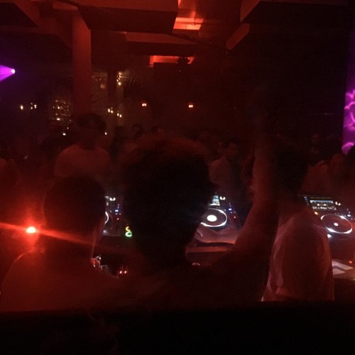 Carátula de Shelter Amsterdam (Concierto en Sloterdijk), de Maqosa
