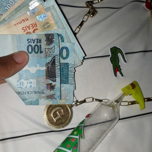 MEGA MT - VAGABUNDO JA TA TE OLHANDO (( DJ KABELAO E DJ VN DU J.A)) OK