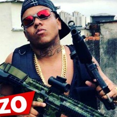 MC Magal De Bermuda e Chinelo Vou Trombar Minha Cinderela DJ TEZINHO
