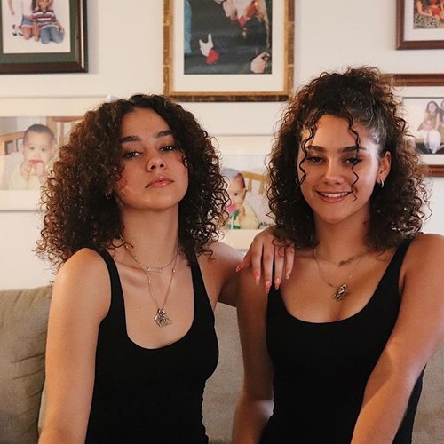 Need em-Montez twins