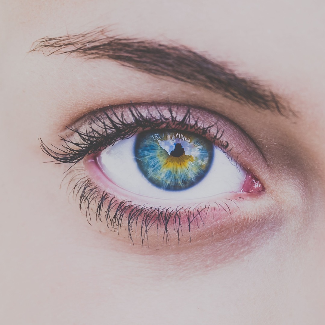 Cerulean Color Eyes
