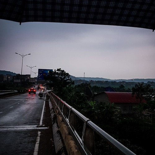 Mưa trên cuộc tỉnh hát sai nhạc