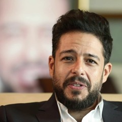 محمد حماقي كفايه حلول وسط دلوقتي بقيت ولا توحشني ولو عني تغيب