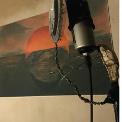 Sit Down (zuò xià)