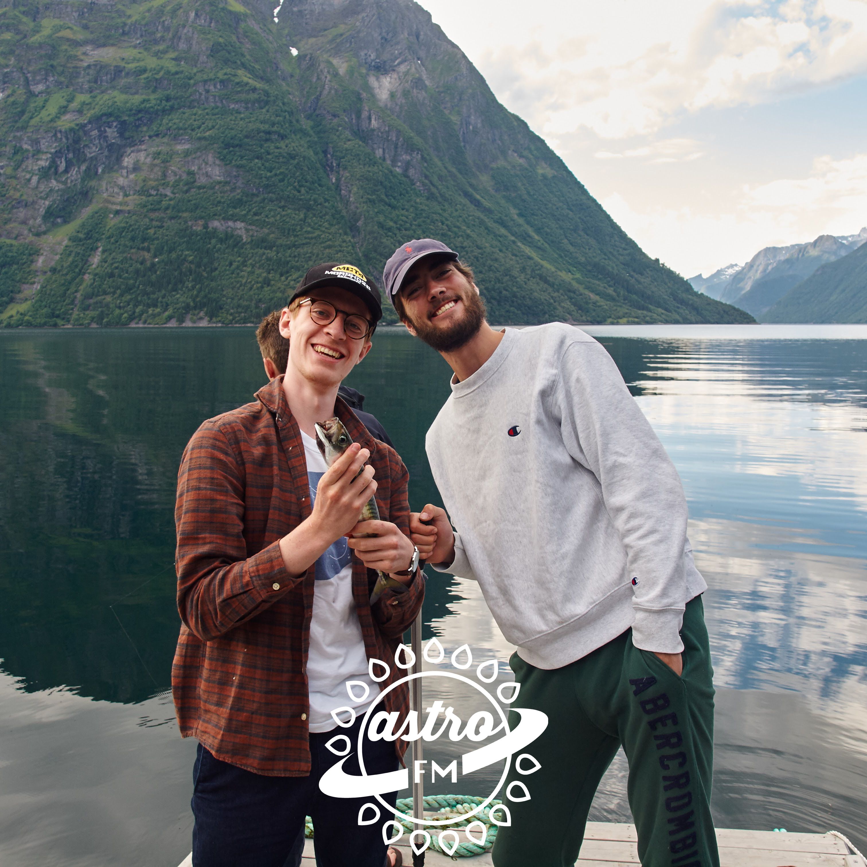 AstroFM 003 // Cheap Vacation 01 by Tosh, Maurice & Esther