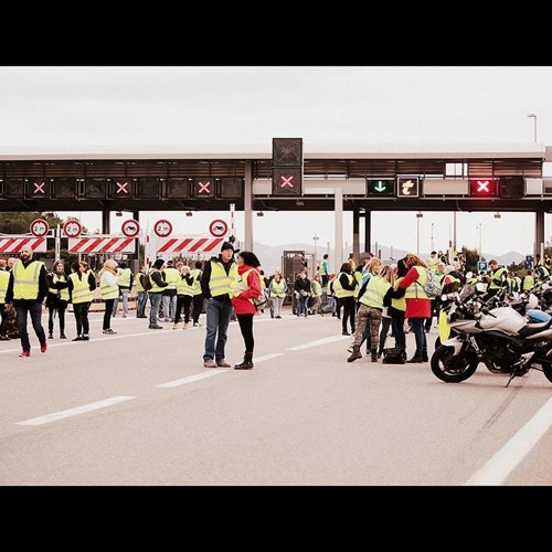Les Voix Des Gilets Jaunes Au Péage De La Ciotat By