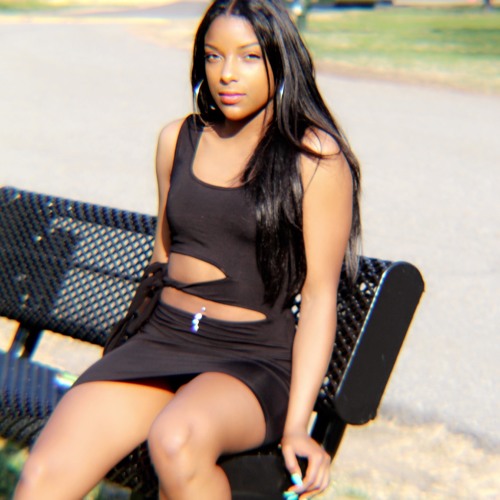 Tati Monét - It's Over