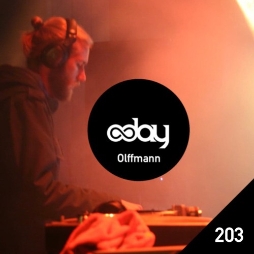 8dayCast 203 - Olffmann (FR)