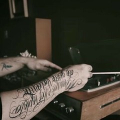 In (Beat rap/hip hop) Reservado