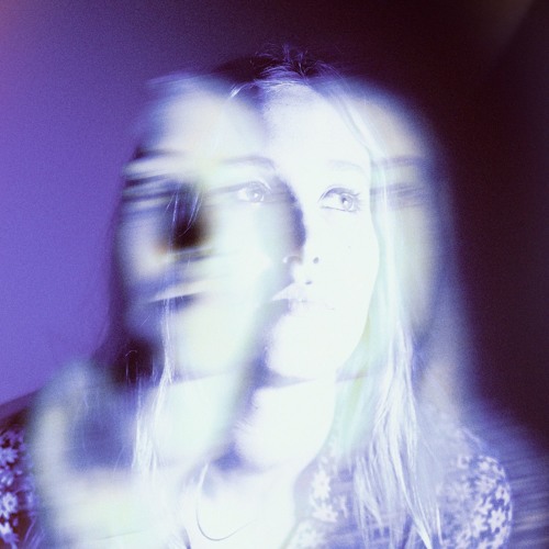 Hatchie - Stay With Me