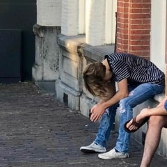 naive (prod. Discent)