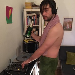 In the Bubble Bath with: Exodive