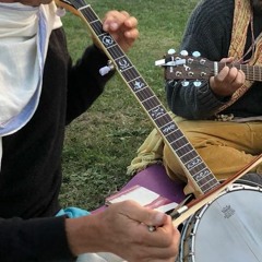 Banjo Noodling Kirtan