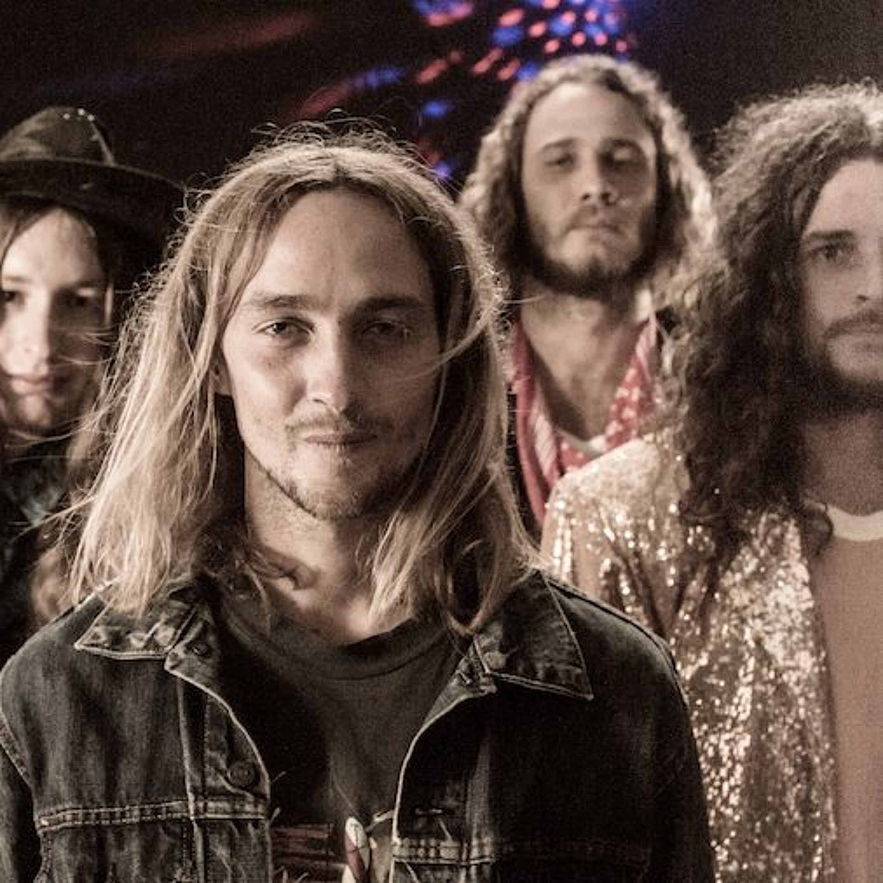 Breaking Bands 2RRR 88.5 FM