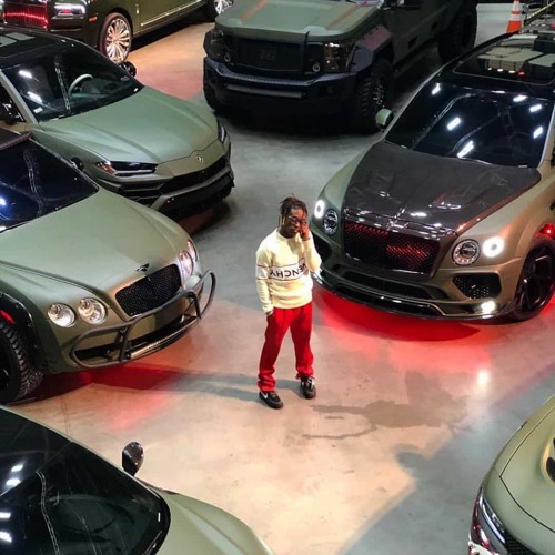 Машина lil uzi vert