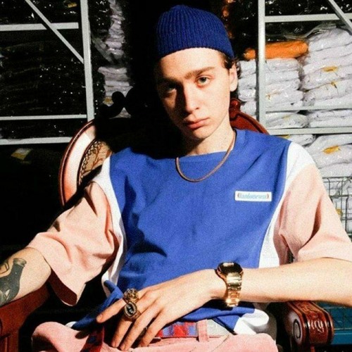 вышел покурить - никому не нужны (white trash prod.)