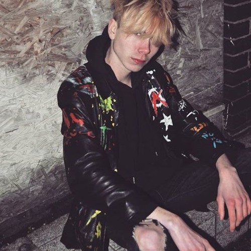 Ripped Jeans ft. Lullabyboy (prod Ryini Beats)
