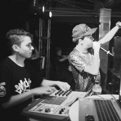 Montagem - Vem Lambendo ( Mc Magrinho , MC Brinquedo e DJ Maykinho )