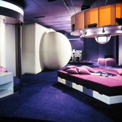 BRUCEWANG feat. sstrawbery & coleman