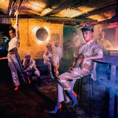 B3. Antoni Maiovvi - Greased Love