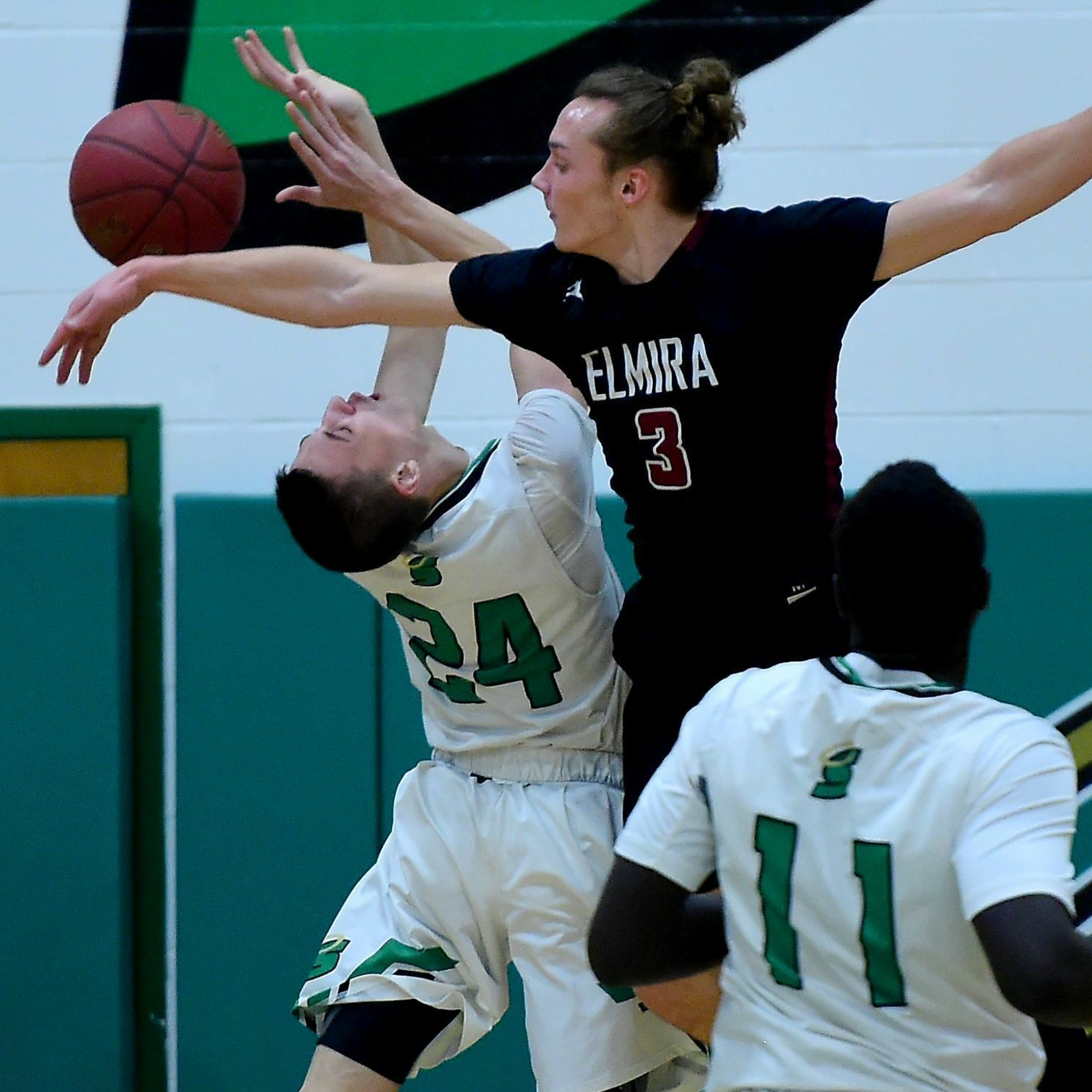 Talking Sports: Sounding off on the STAC hoops finals episode artwork