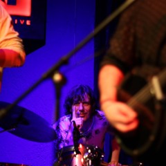 Yanıyorum (Bahçe Duvarından Aştım)/ Live Recording