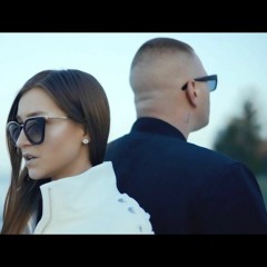Essemm-A világ elől ft. Karola (Official Music Video)