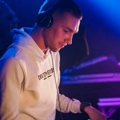 Trespassed & Rosbeek - Faking jaxx (Preview)
