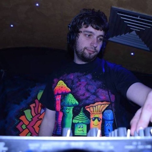 Mozza DJ Set At Chaotic Beats Birthday Party (2014)