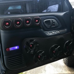 Vibe Late At Night😏