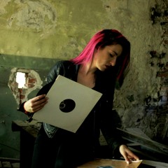 RELINA pres. SECRET IS BETTER radio show on Vibes Radio #019