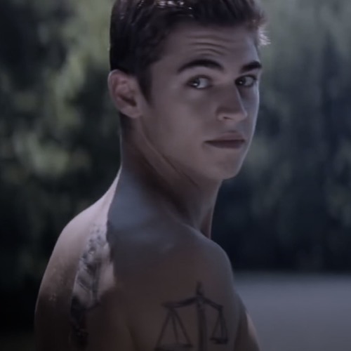 𝐓𝐡𝐞𝐲 𝐛𝐚𝐬𝐢𝐜