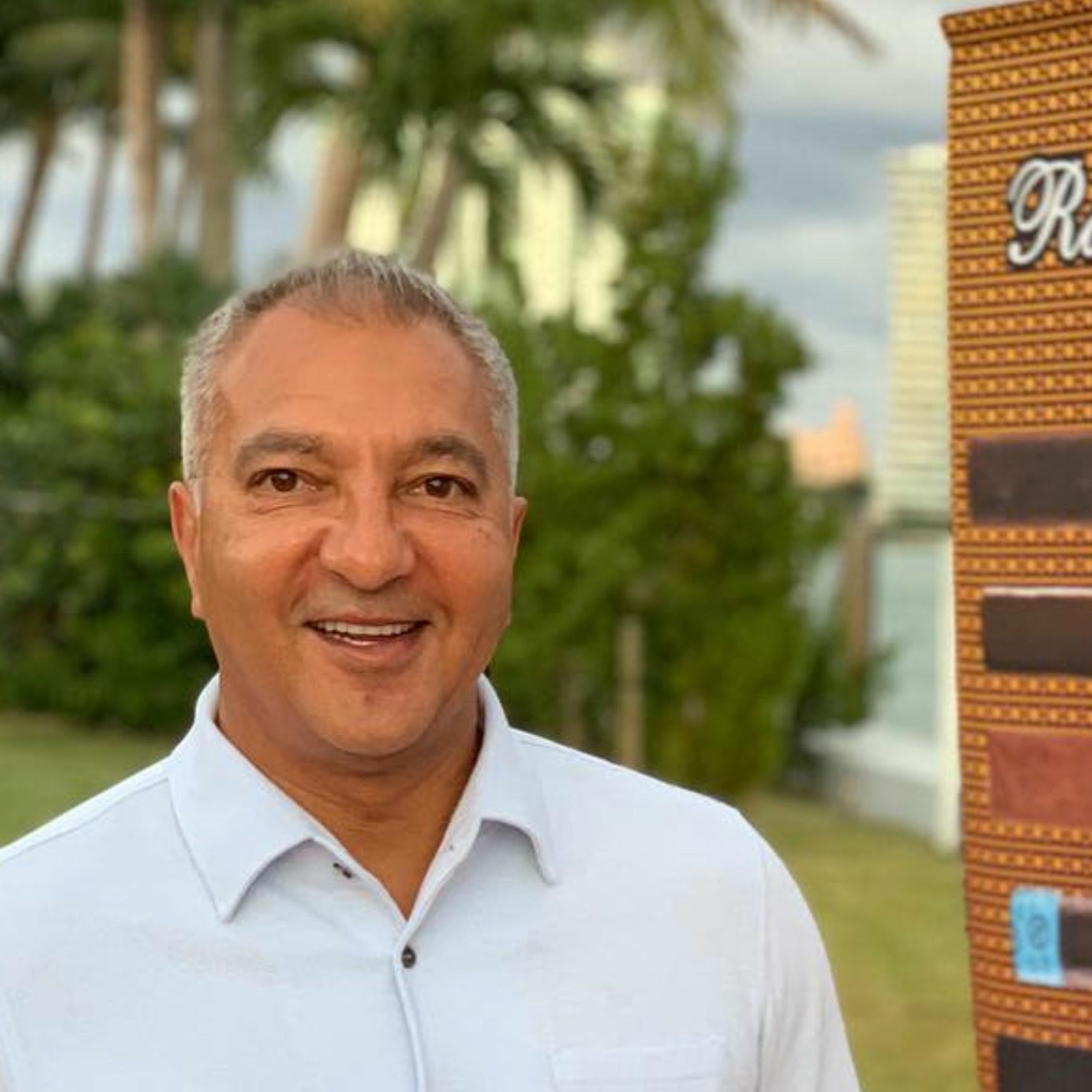 0074 - Rocky Patel on his start in cigars, BURN lounges, and improving lives in Honduras episode artwork