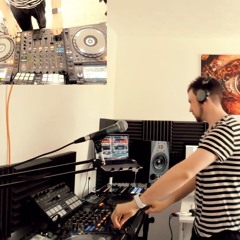 Damaged Radio 101 (Inc. Paul Oakenfold Guest Mix)